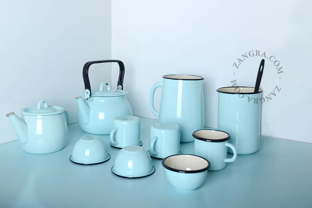 théière en émail bleu - 1l