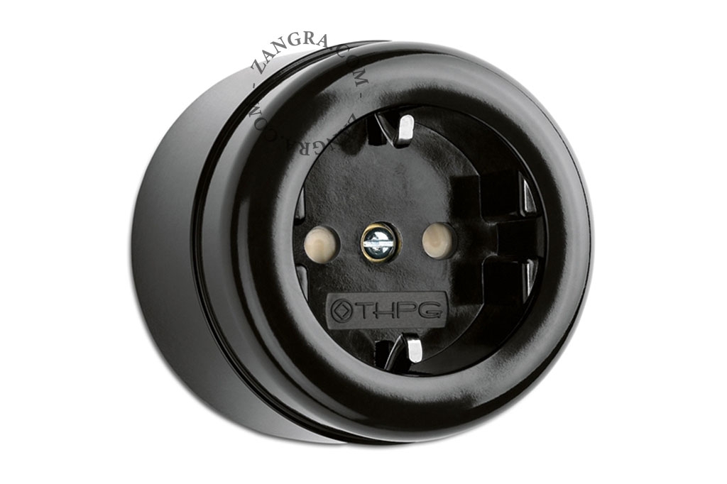 surface mount black bakelite socket - type F