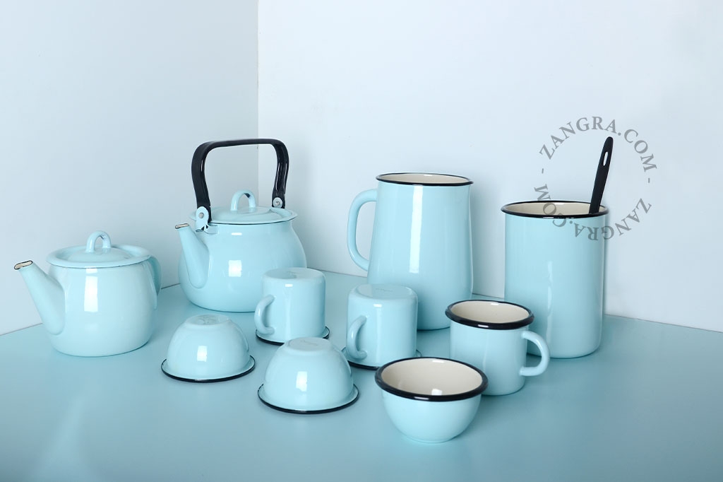 théière en émail bleu - 1l