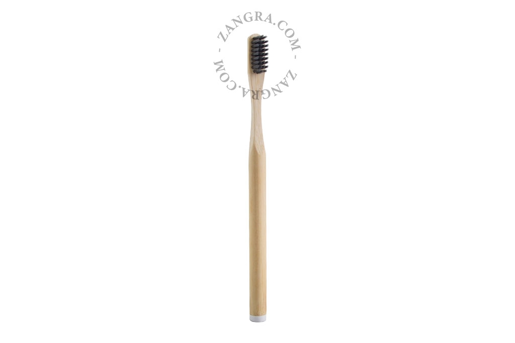 escova de dentes em bambu