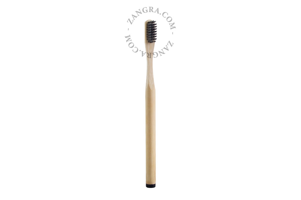 escova de dentes em bambu