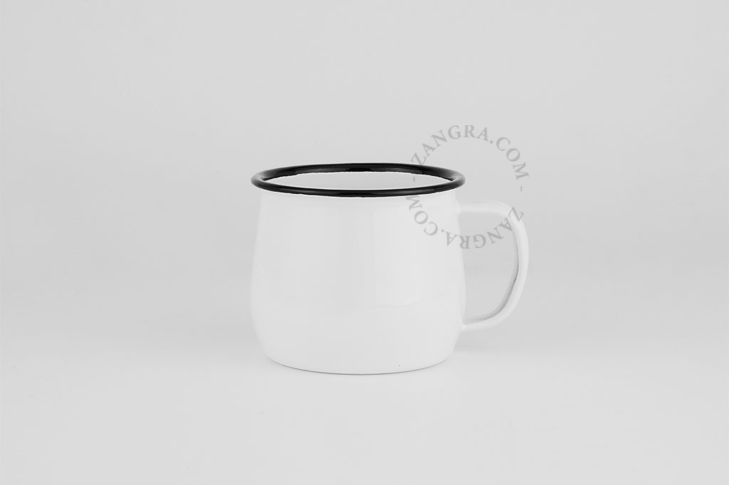 tazza in smalto bianco