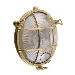Skotlampe i rå messing.