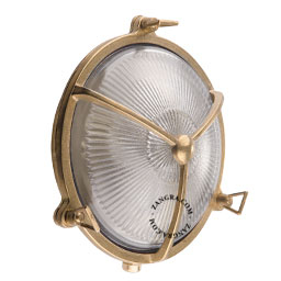 Skotlampe i rå messing.