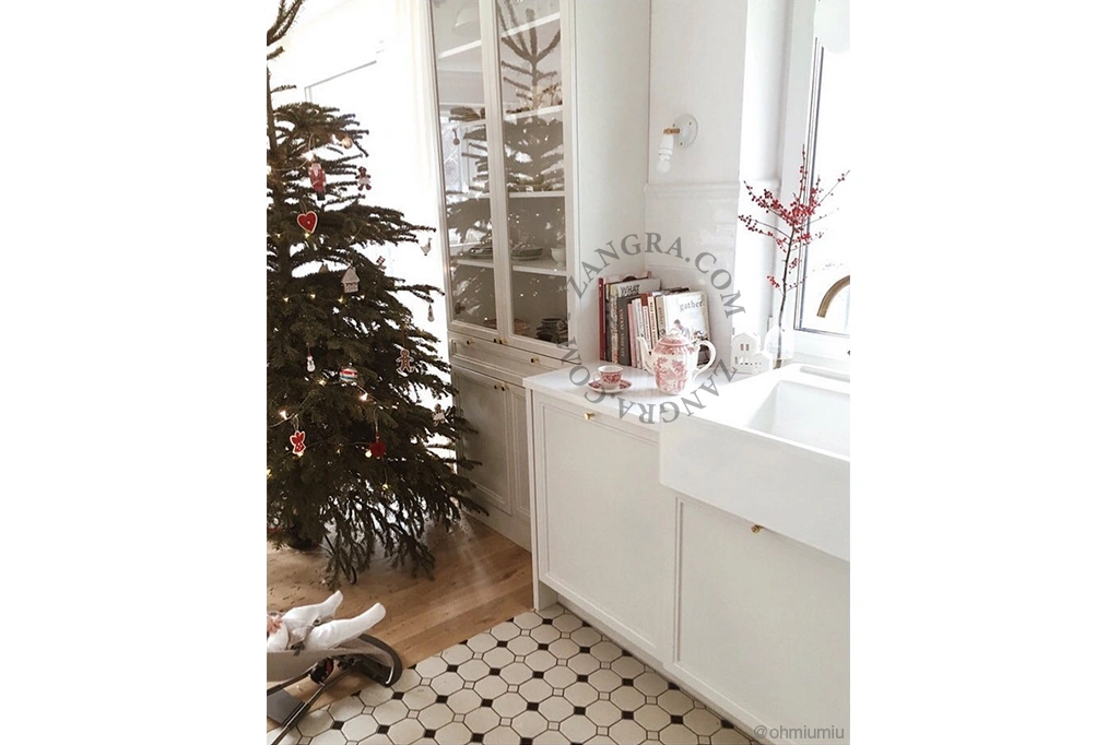 applique ou plafonnier orientable en porcelaine blanche