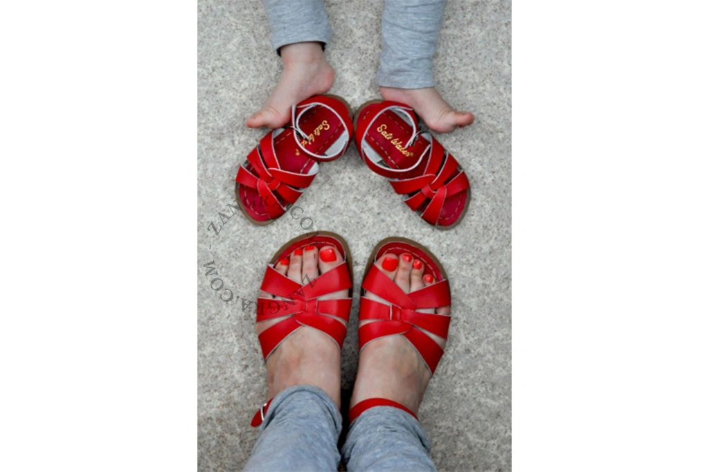 water sandals kids - red