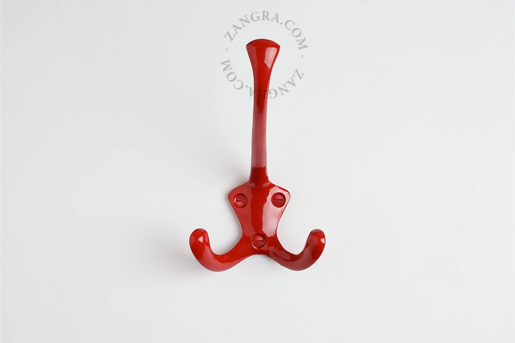 gancho triple rojo