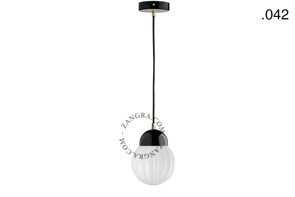 lampada a sospensione in porcellana nera - paralume in vetro