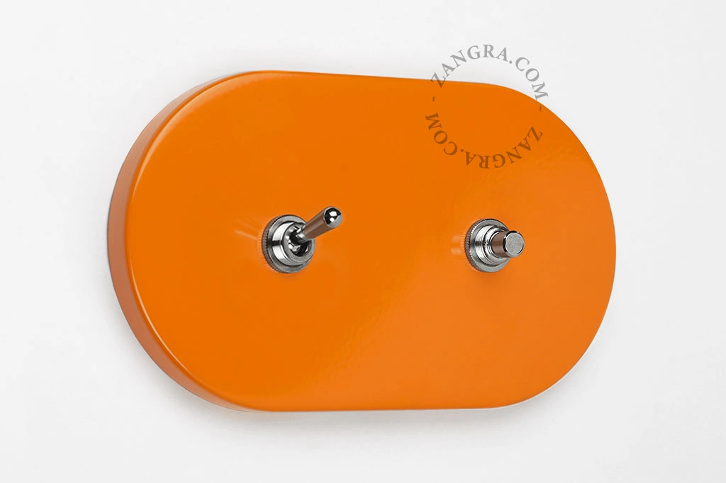 Wechsel-/Einfachschalter und Druckschalter – orange/vernickelt