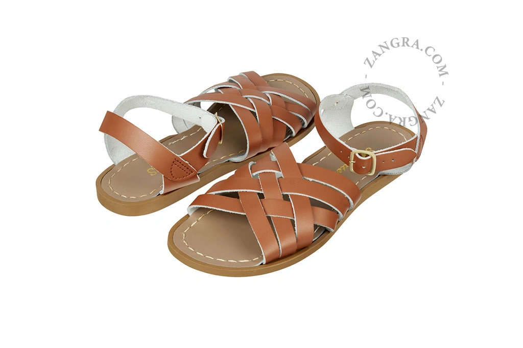 water sandals - brown