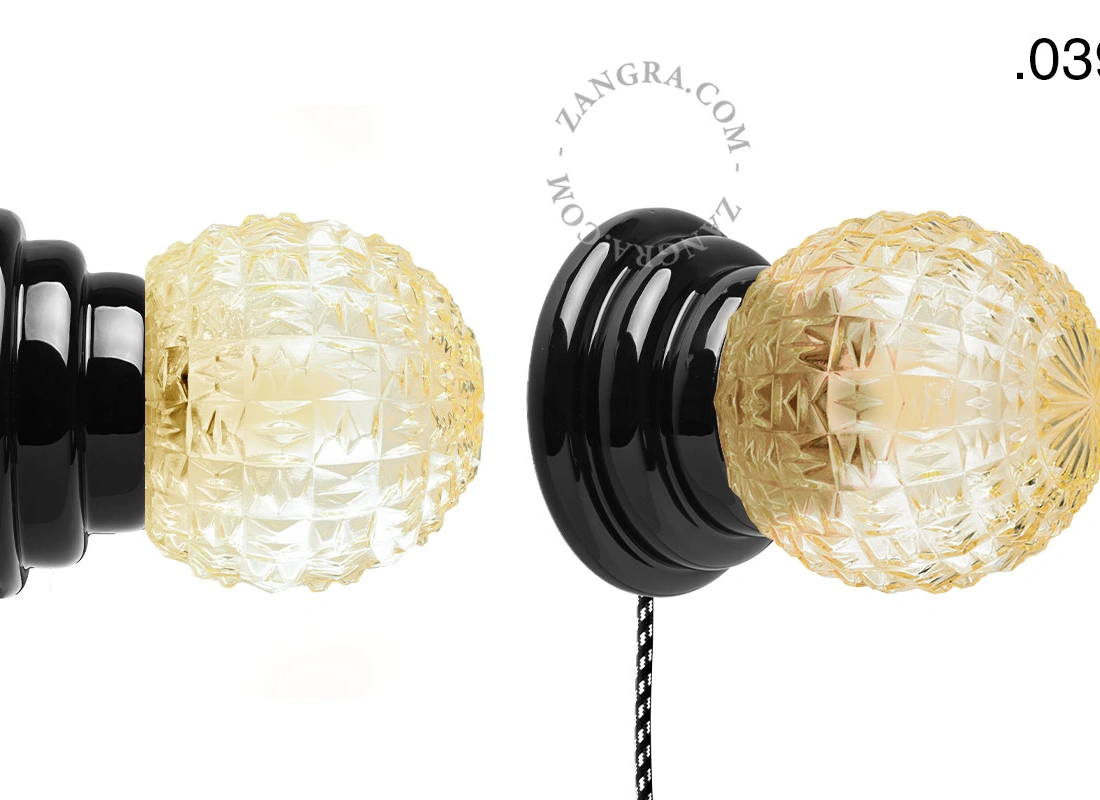czarna porcelanowa lampa ścienna Art Deco Danilo z włącznikiem