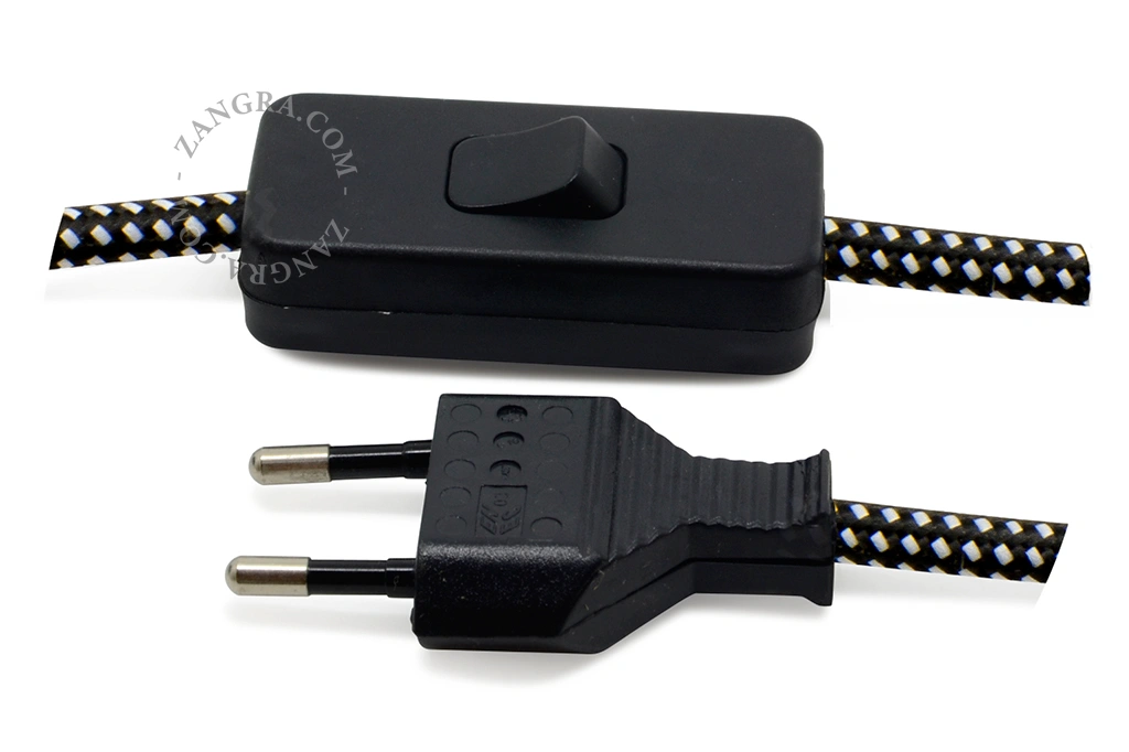 cordon d'alimentation en textile avec fiche et interrupteur - noir et blanc