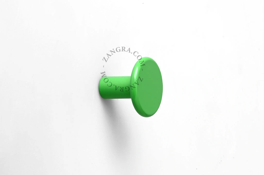 gancho verde para casacos