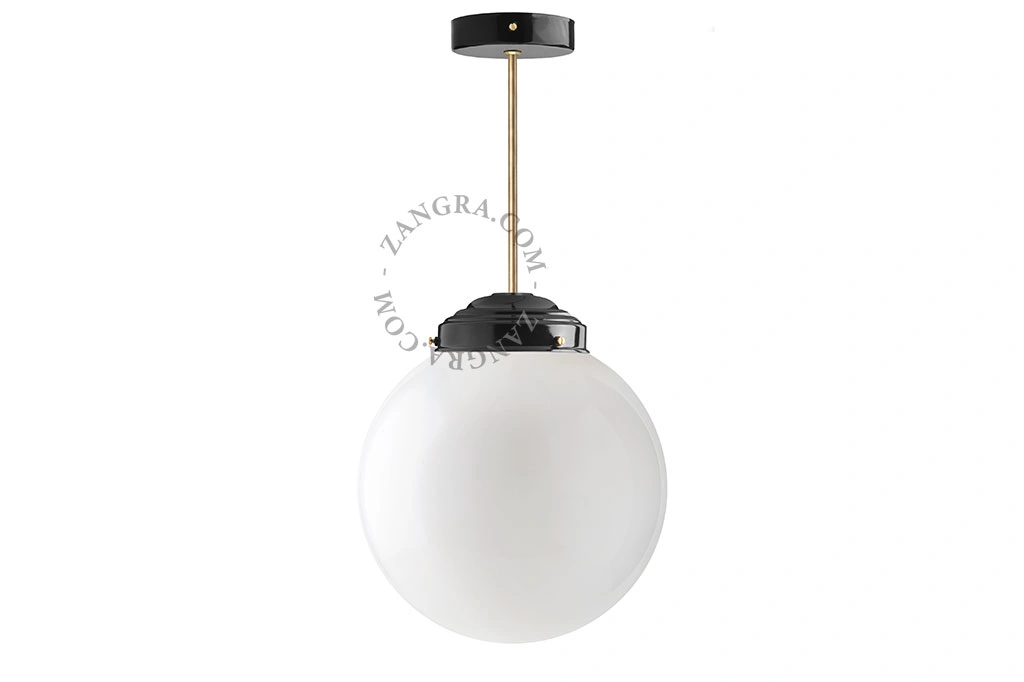 loftslampe i sort og messing - glas skærm