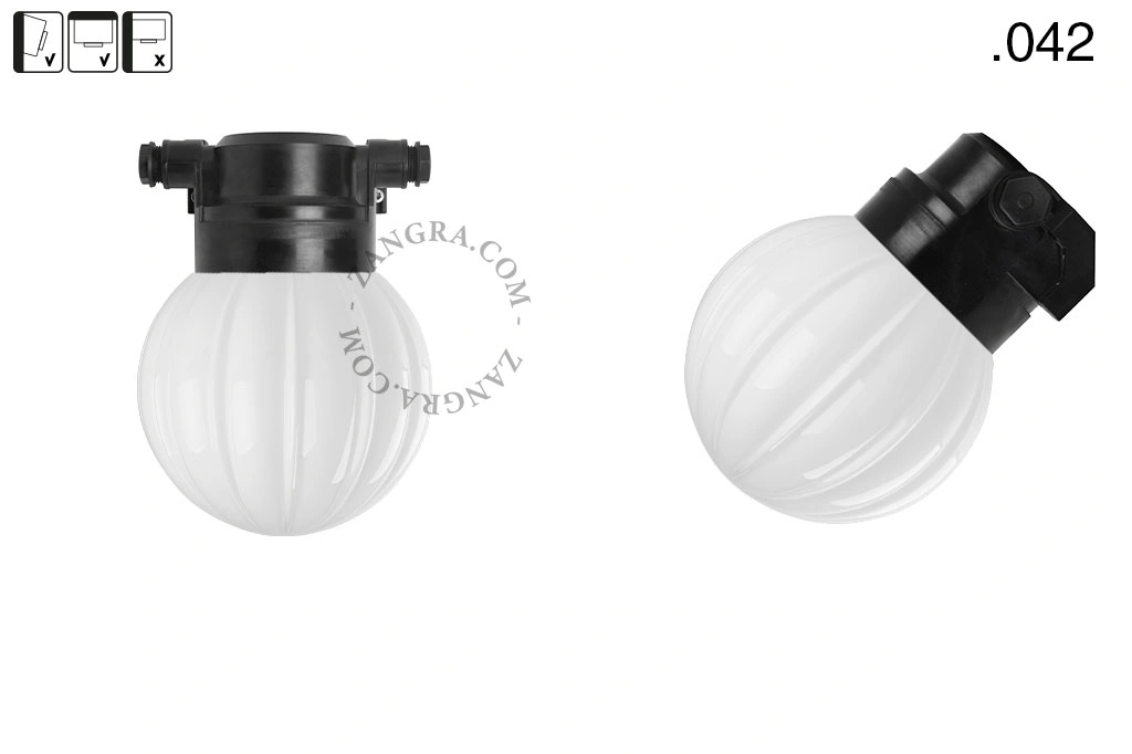 badrum svart vägglampa med glasskärm - IP54