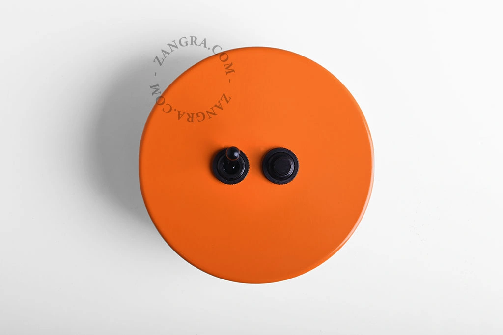 orange afbryder – sort vippearm og trykknap