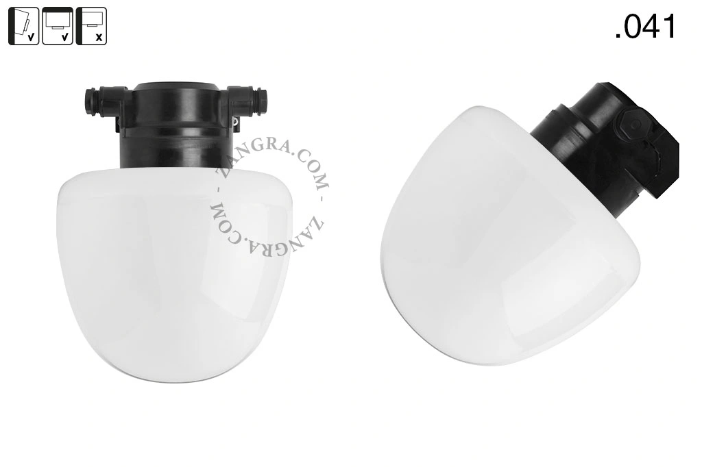 badrum svart vägglampa med glasskärm - IP54