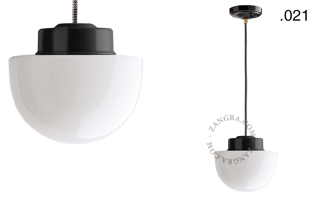 czarna lampa wisząca porcelana ze szklanym kloszem