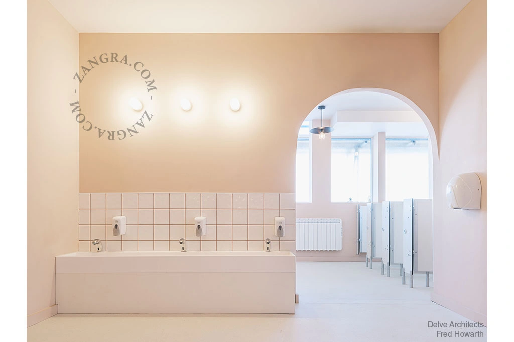 lampa biała porcelana ze szklanym kloszem
