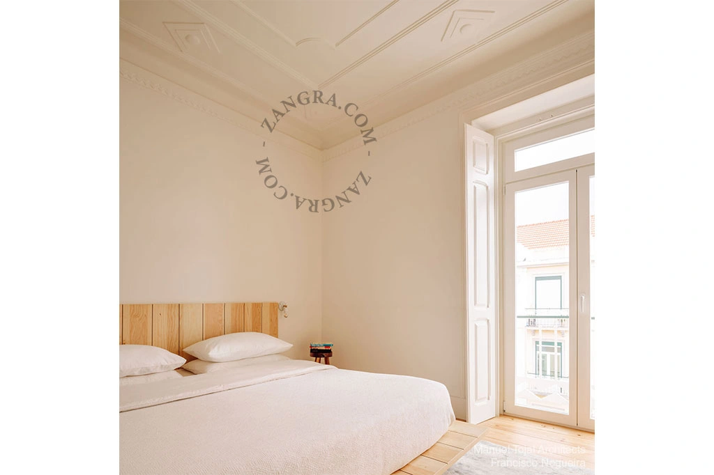 applique ou plafonnier orientable en porcelaine blanche