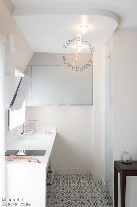 applique ou plafonnier en porcelaine blanche