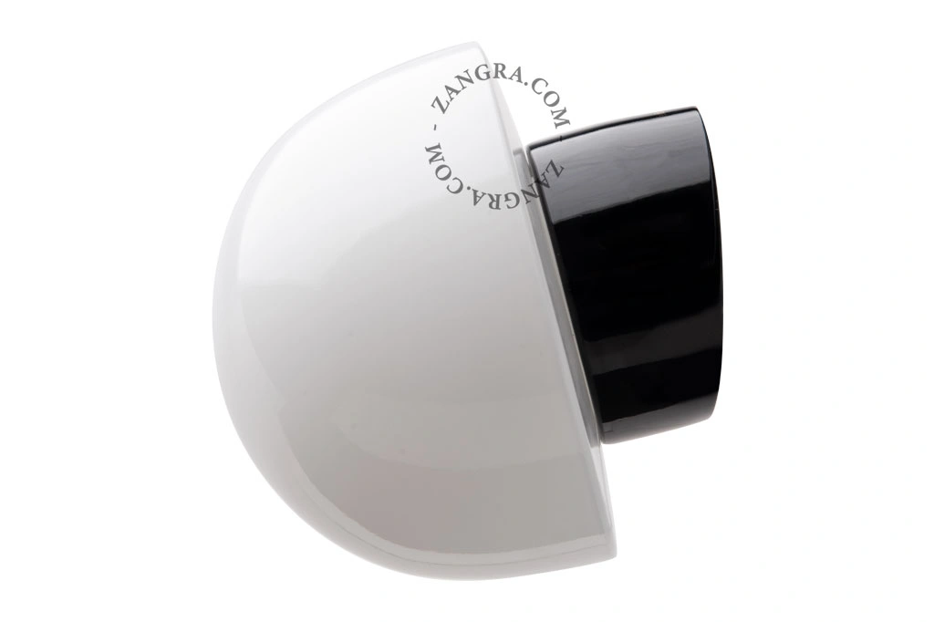 vägglampa i svart porslin för badrum med glasskärm – Ø 10cm - IP54