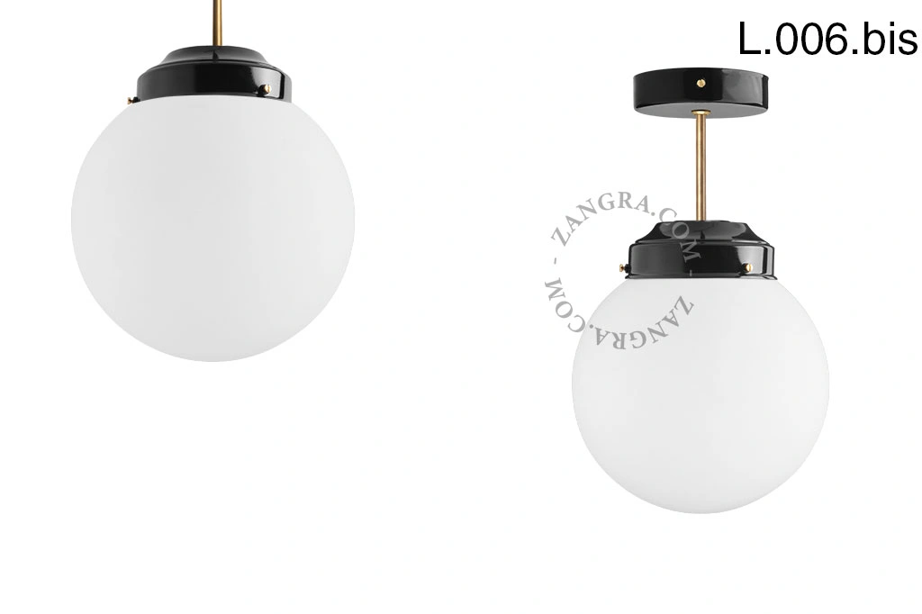 loftslampe i sort og messing - glas skærm