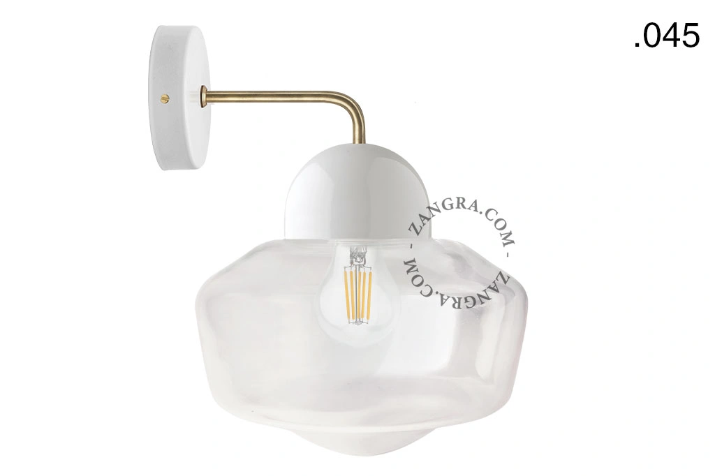 wandlamp van porselein en glas