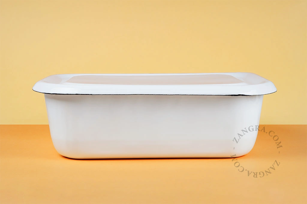 białe naczynie emaliowane do pieczenia - 35cm
