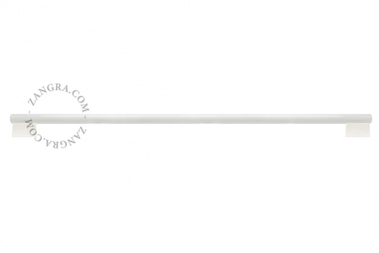 væg- eller loftslampe i hvidt porcelæn S14s – opal stick pære – 100cm