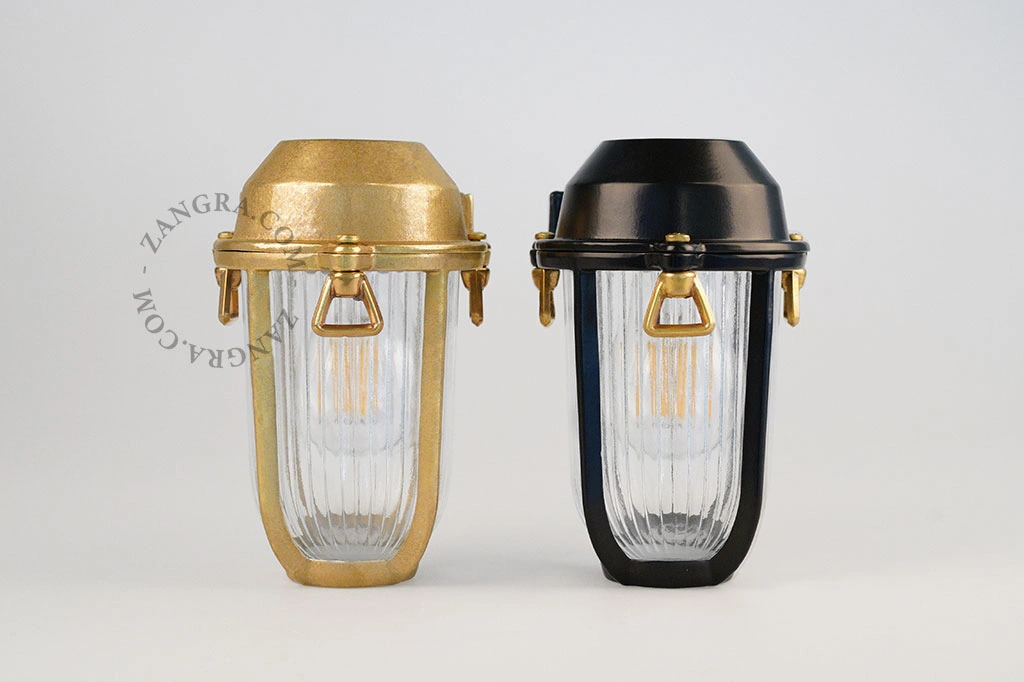 outdoor black brass wall light - IP64