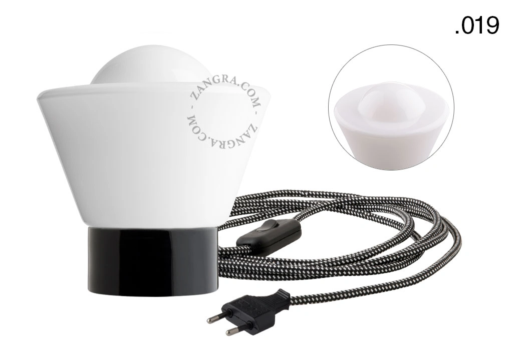 black porcelain table lamp - glass shade - Ø 10 cm
