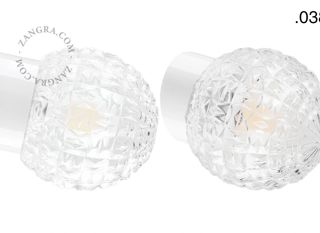 biała porcelanowa lampa ścienna David - Ø 10 cm