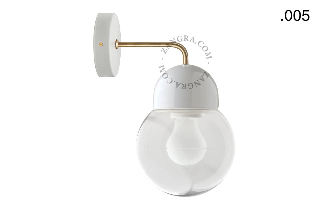 wandlamp van porselein en glas