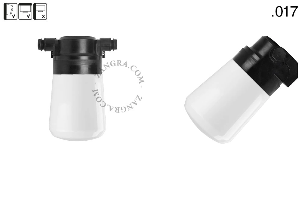 badrum svart vägglampa med glasskärm - IP54