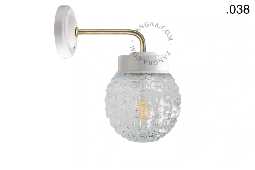 aplique en porcelana blanca y latón - pantalla de vidrio