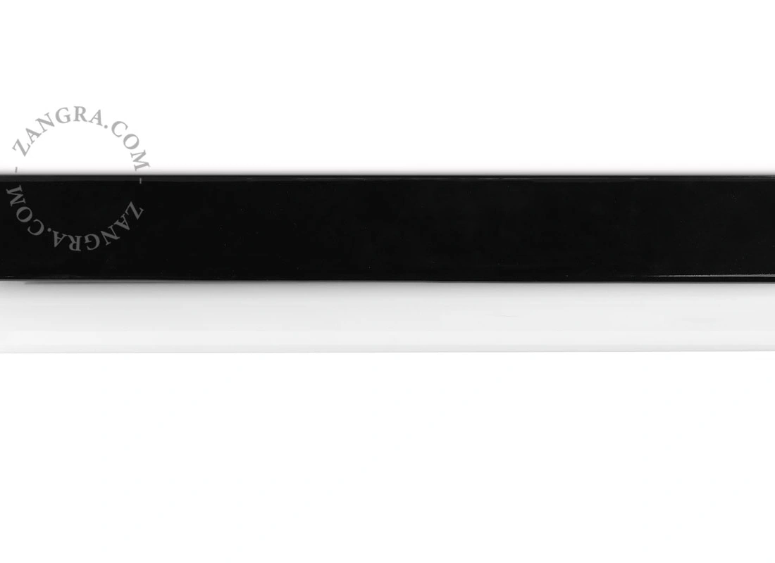 lampe en porcelaine noire Denis