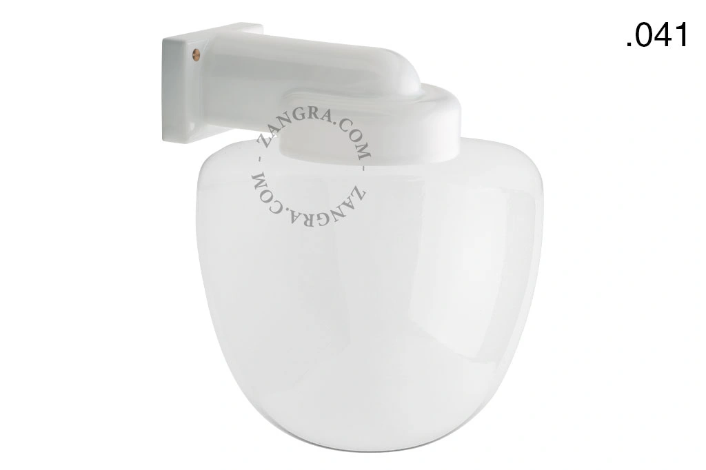 zewnętrzna lub łazienkowa lampa ścienna biała porcelana ze szklanym kloszem - IP54