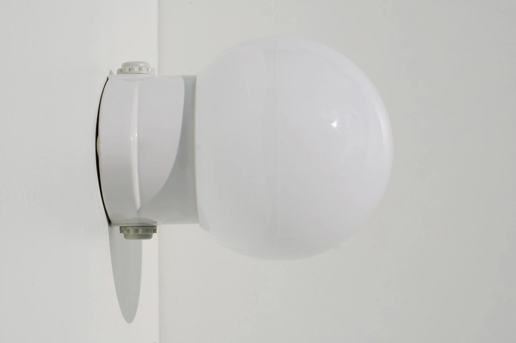Leuchte aus weißem Porzellan für das Badezimmer Ø 9,5 cm – Glasschirm - IP54