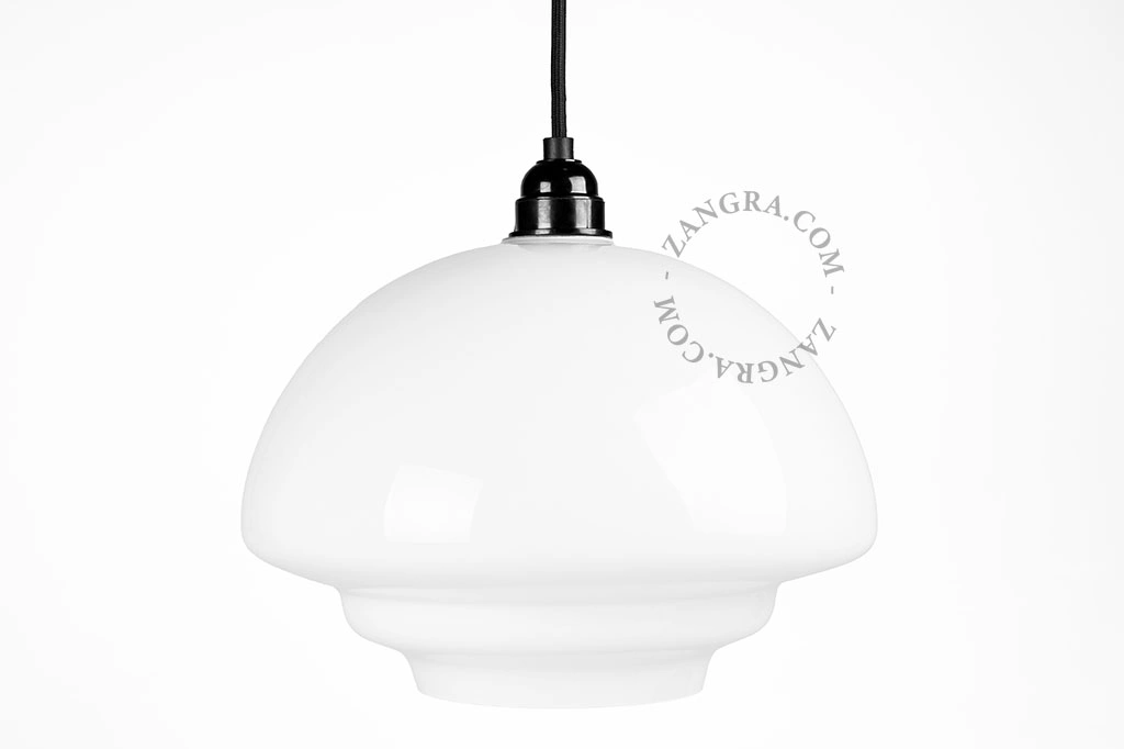 Art Deco lampa wisząca z opalowym szklanym kloszem