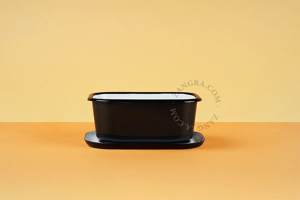 ugnsform i svart emalj - 18 cm