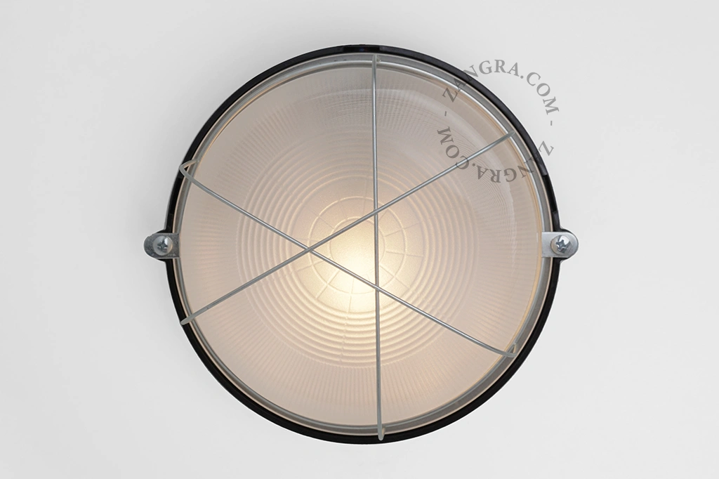 aplique o plafón de exterior de baquelita negra - Ø 17 cm - IP54