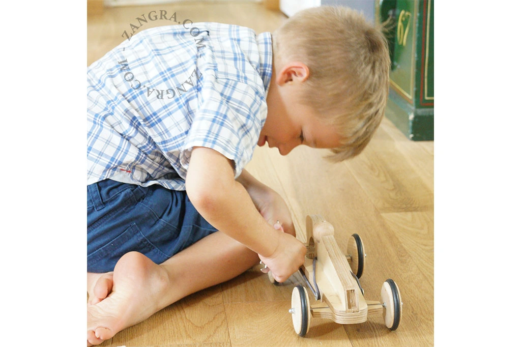 kit de construcción de madera para coches de carrera