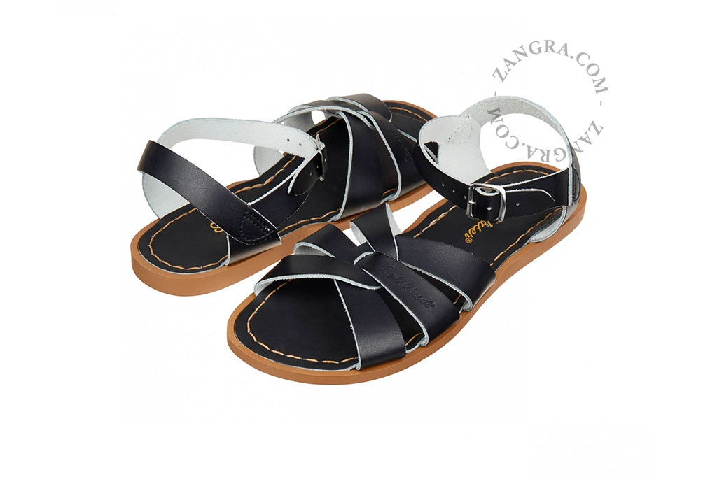 water sandals kids - black