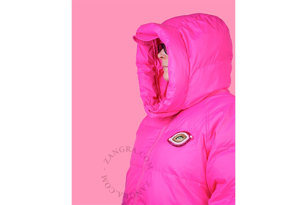broche roze oog