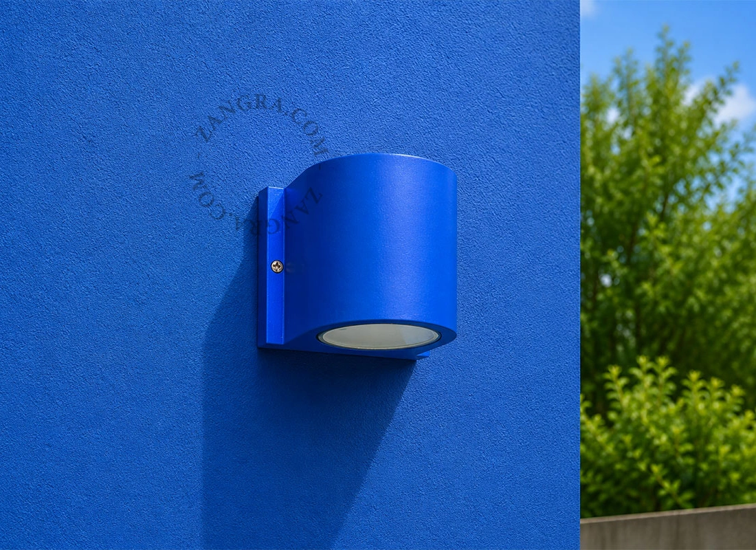 niebieska lampa ścienna Elias - IP44