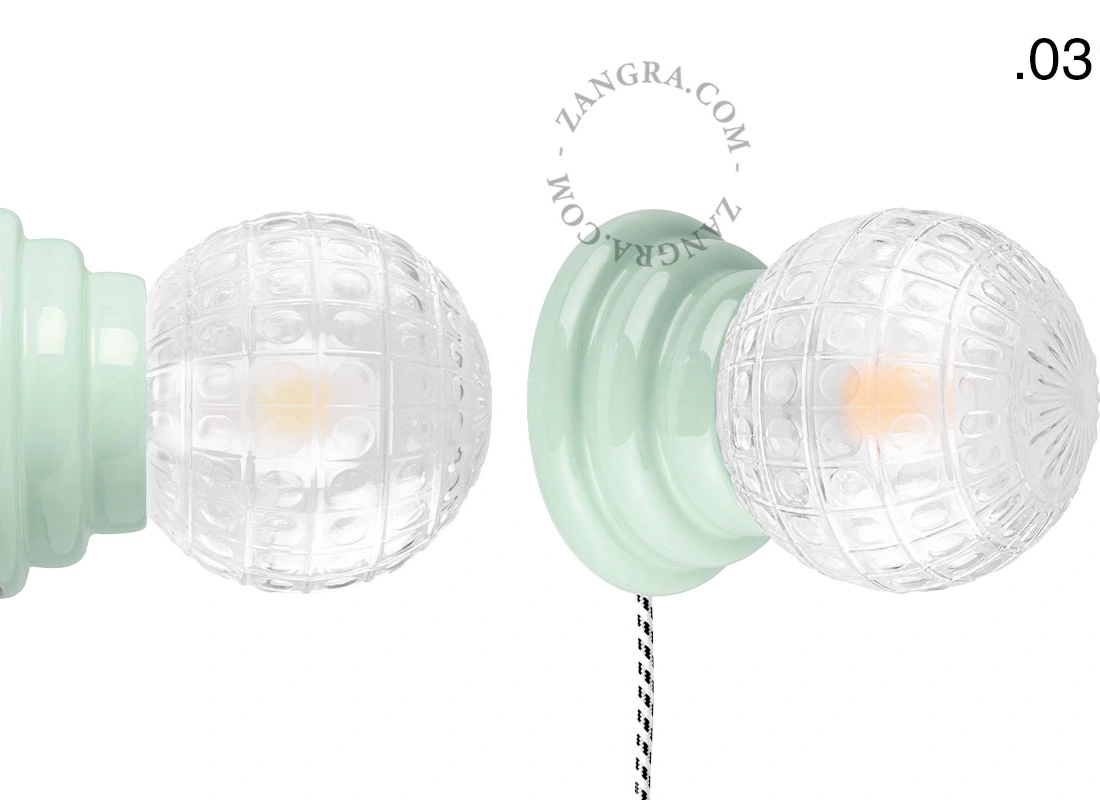 zielona porcelanowa lampa ścienna Art Deco Danilo z włącznikiem