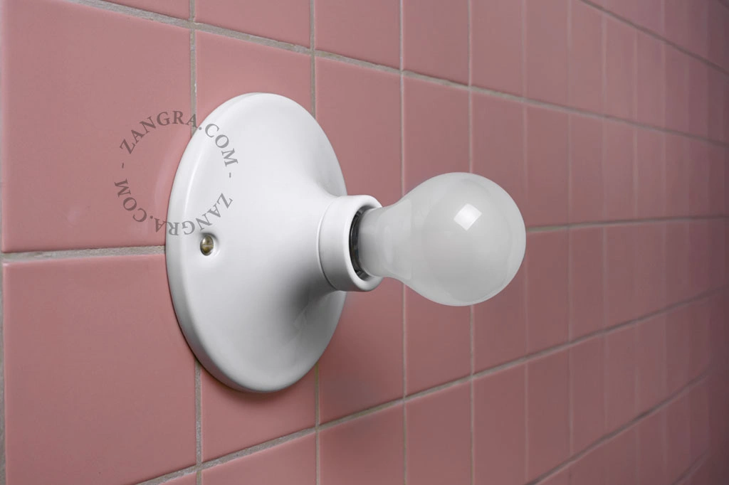 aplique o plafón de porcelana blanca