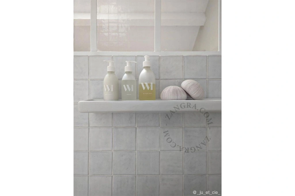 tablette murale en porcelaine blanche
