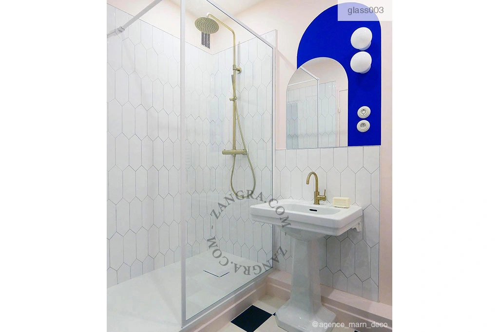 lampa biała porcelana ze szklanym kloszem
